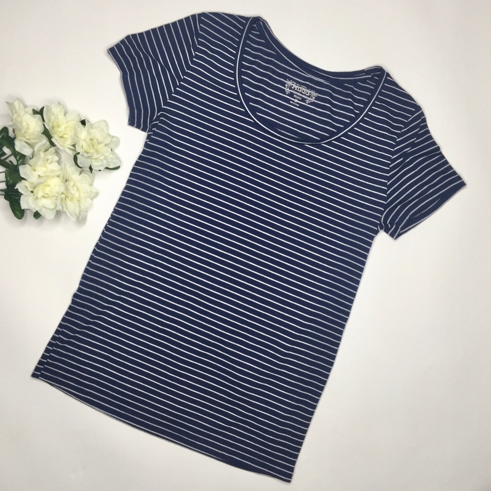 Mudd Relaxed Every Day Tee Sz M Navy Blue Striped